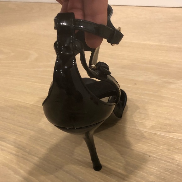 Gucci Ankle Cuff Pumps Velvet Black Size US 7.5 Peep Toe Leather and Suede Heels - Picture 4 of 9